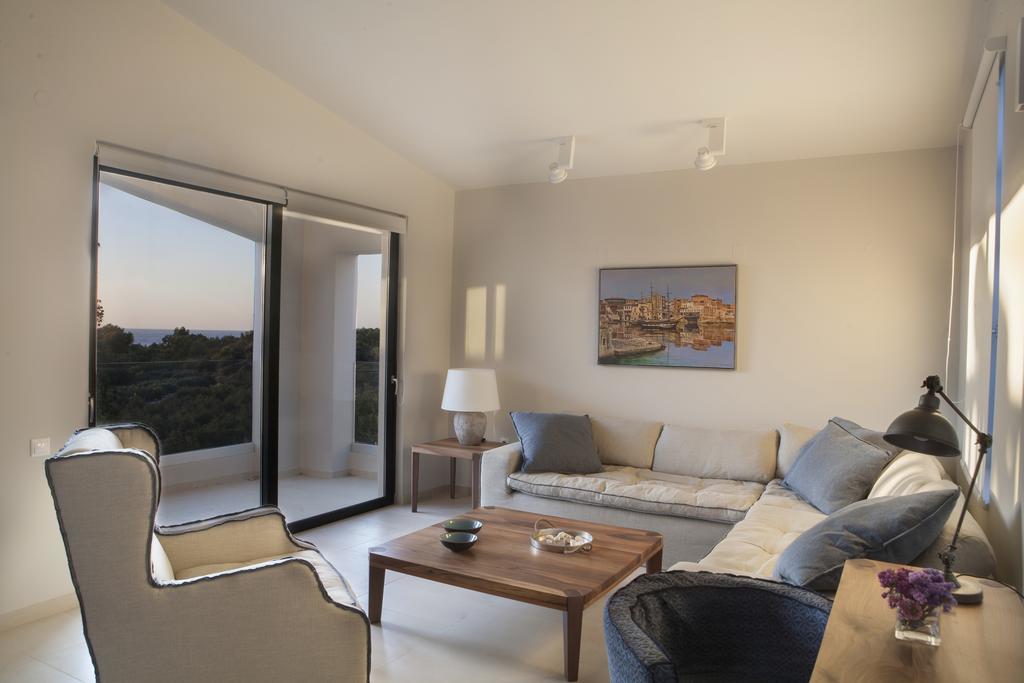 Aethrion Boutique Homes Kato Daratso Phòng bức ảnh
